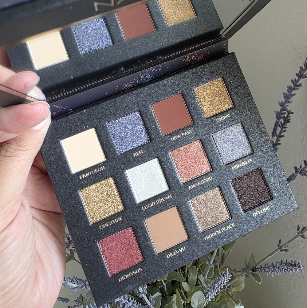 Nabla Dreamy 2 The Mystic Eyeshadow Palette